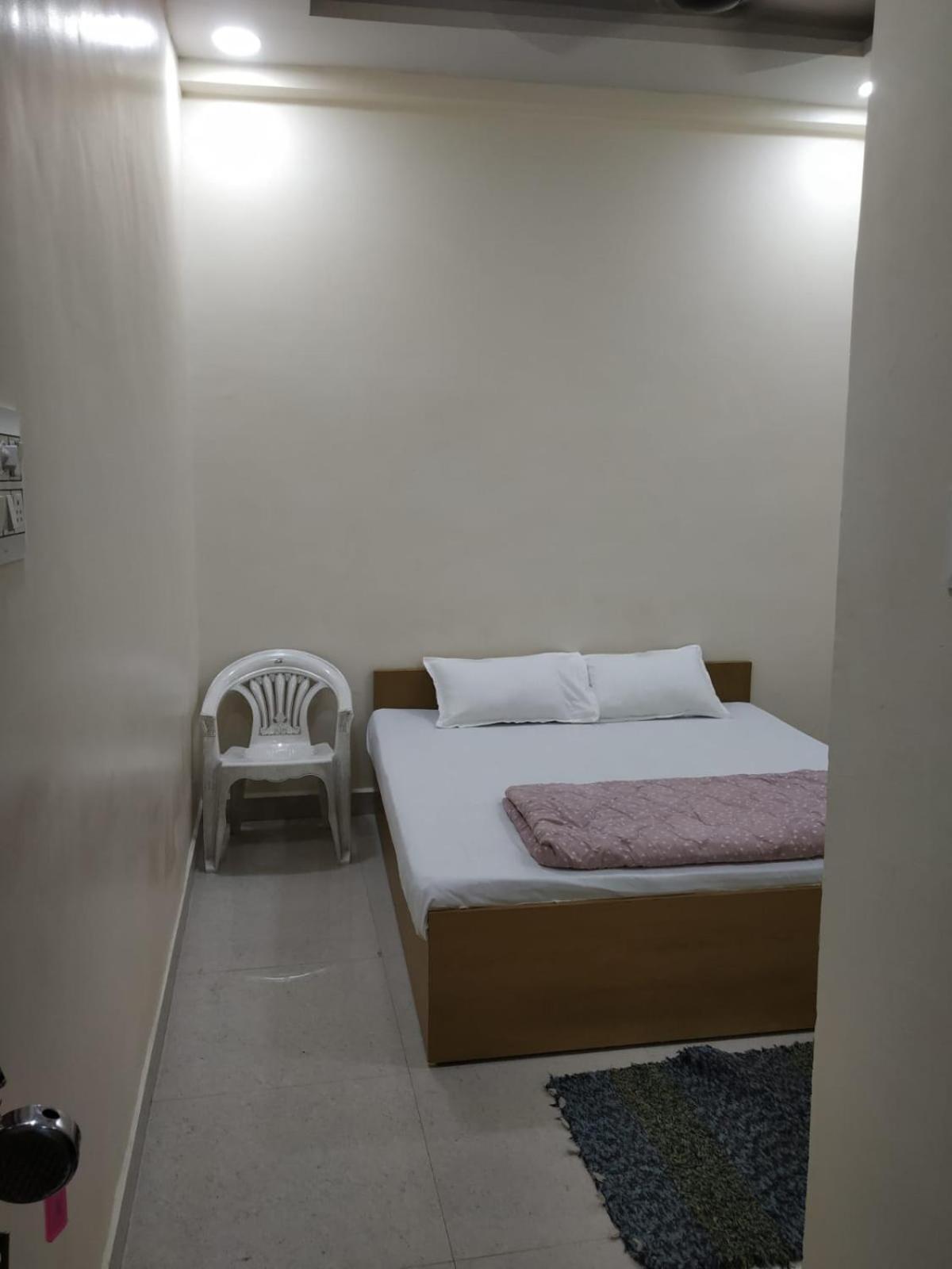 Shree Gajlaxmi Hotel Walking Distance From Mahakaleswar Ujaim Exterior foto