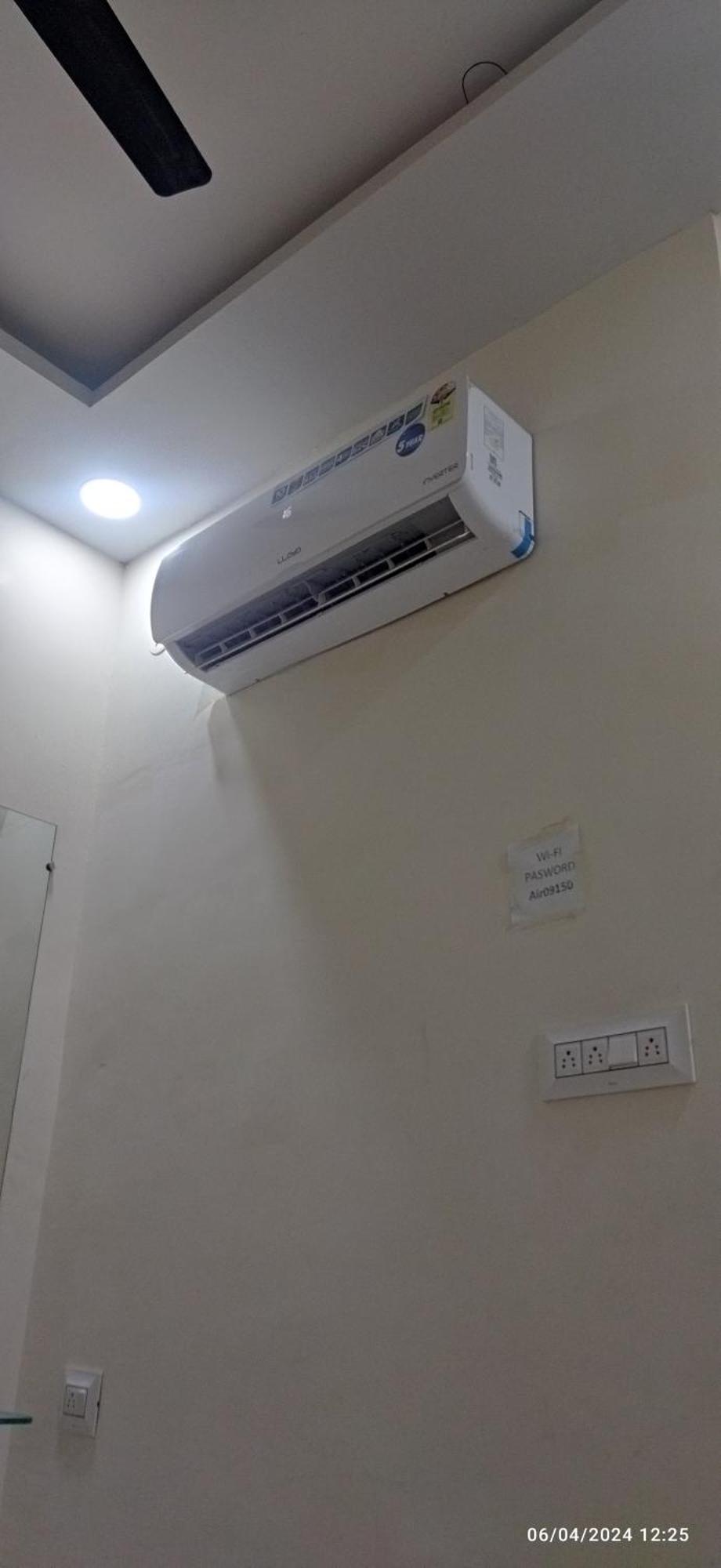 Shree Gajlaxmi Hotel Walking Distance From Mahakaleswar Ujaim Exterior foto