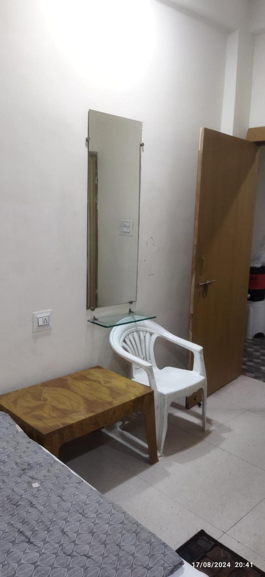 Shree Gajlaxmi Hotel Walking Distance From Mahakaleswar Ujaim Exterior foto